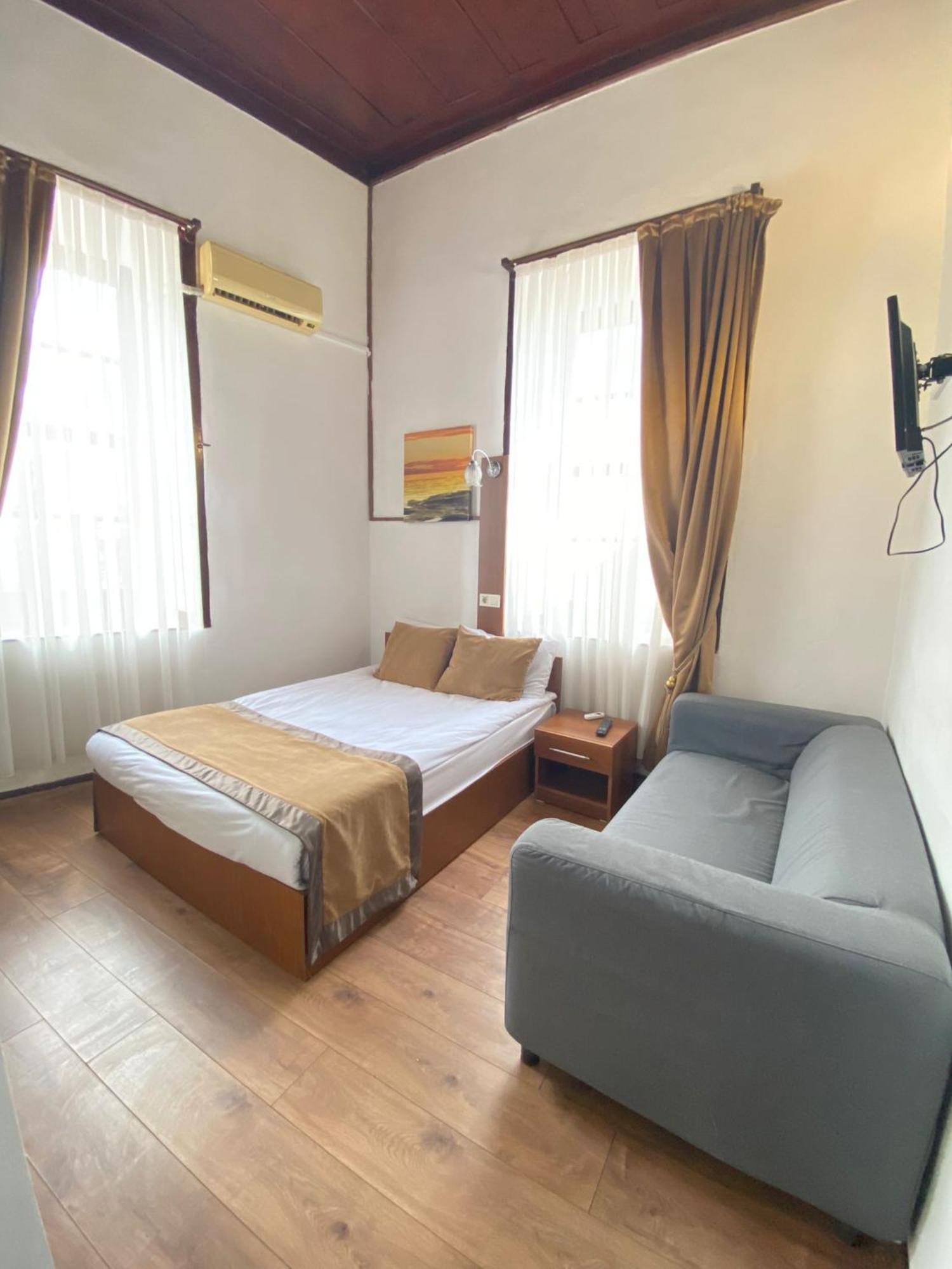 Konak Hotel Kaleici Antalya Zewnętrze zdjęcie
